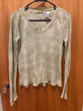 Stampd Long-Sleeve Ribbed Scoop Neck Tee in Light Olive
